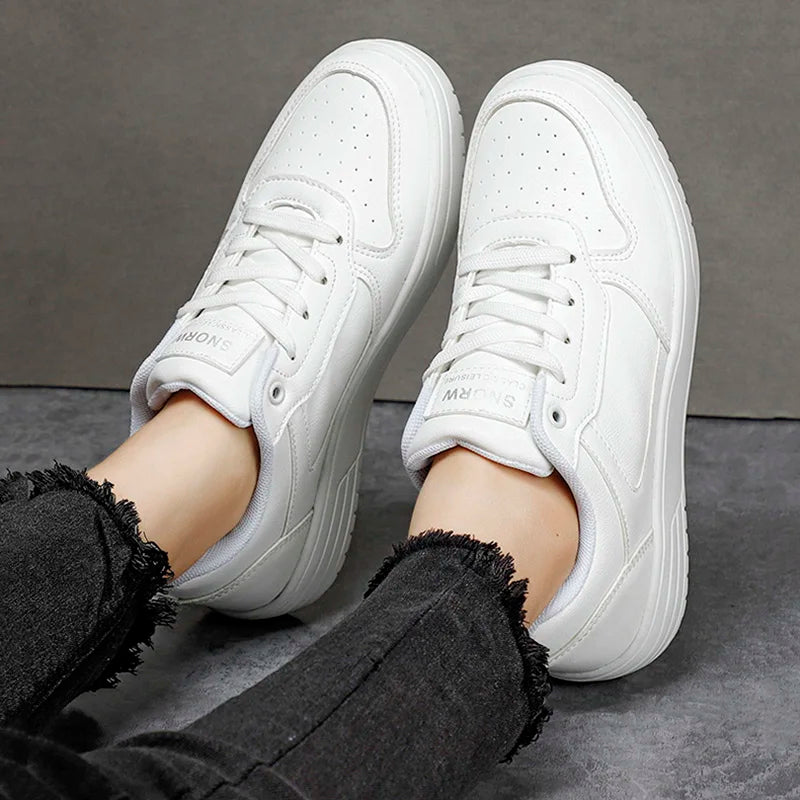 2024 New Loafers Women Zapatillas Mujer Comfortable White Shoes Ladies Luxury Black Flats Shoes for Men Sneakers