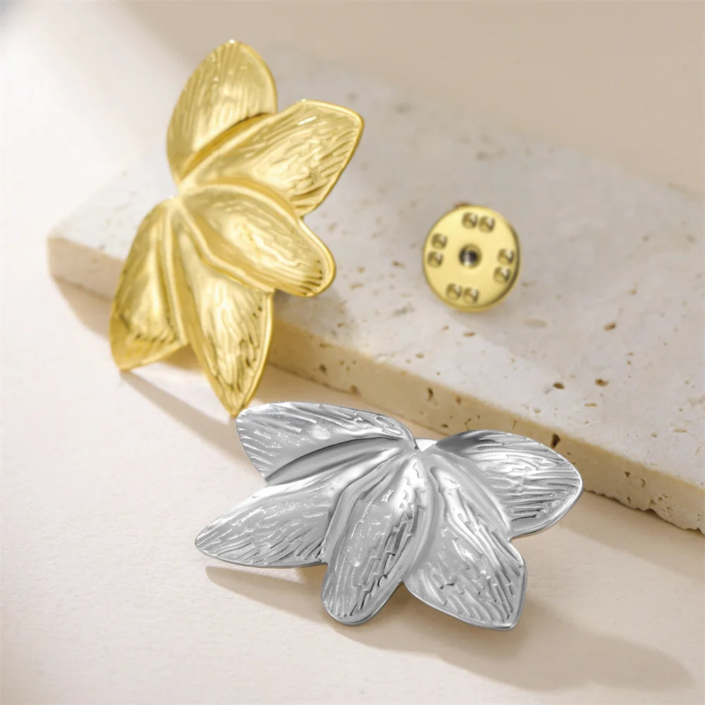 My Shape Leaves Brooch for Woman Girls Fan Shaped Leaves Brooch Pins for Dress Skirts Gold Color Stainless Steel Jewelry Gifts