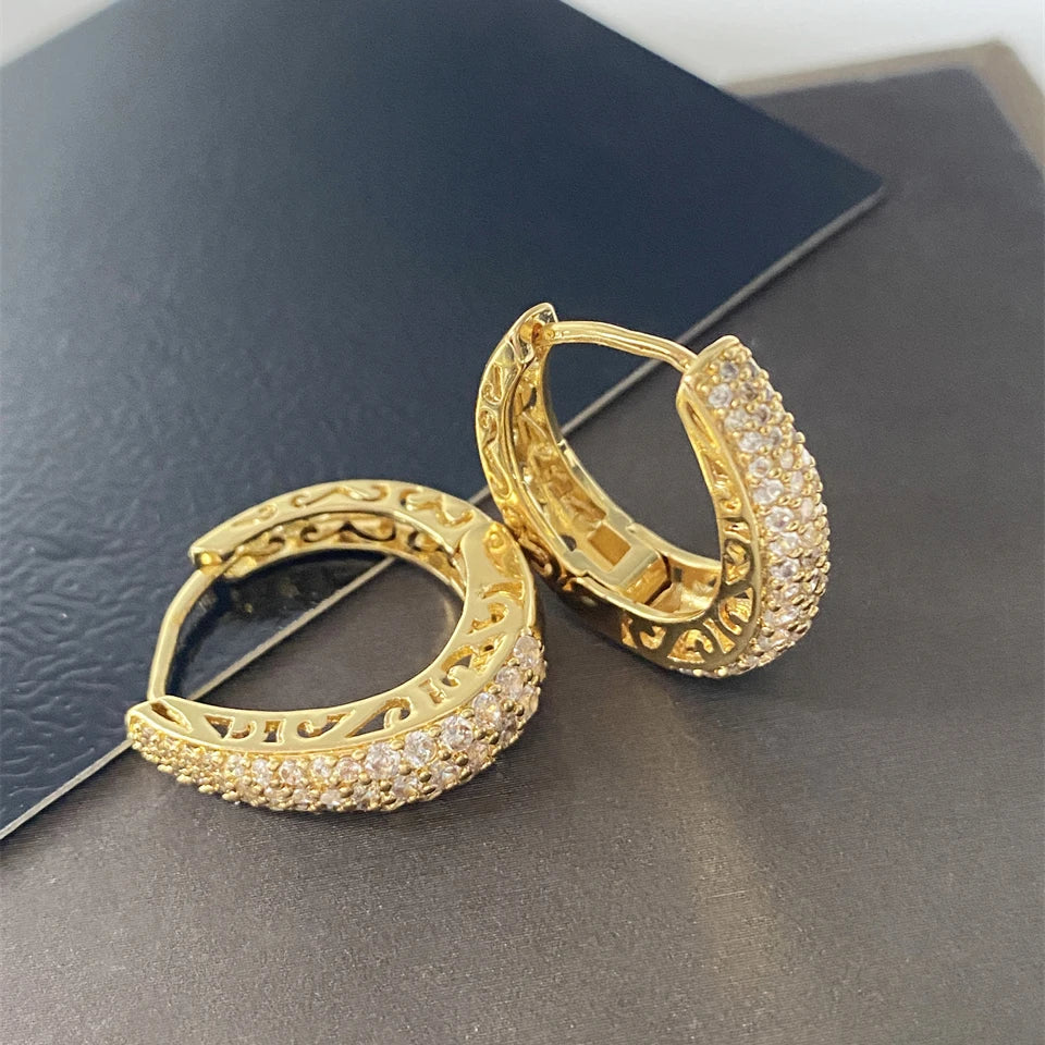 Vintage Hip Hop Round Hoop Earrings for Men Crystal Cubic Zirconia Fashion Versatile Male Jewelry Trend Circle Earring Gift