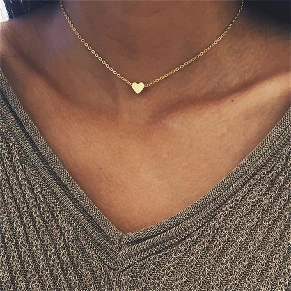Fashion Small Heart Pendant Necklaces for Women Party Exquisite Collar Chain Golden Silver Color Chokers Necklace Jewelry Gift