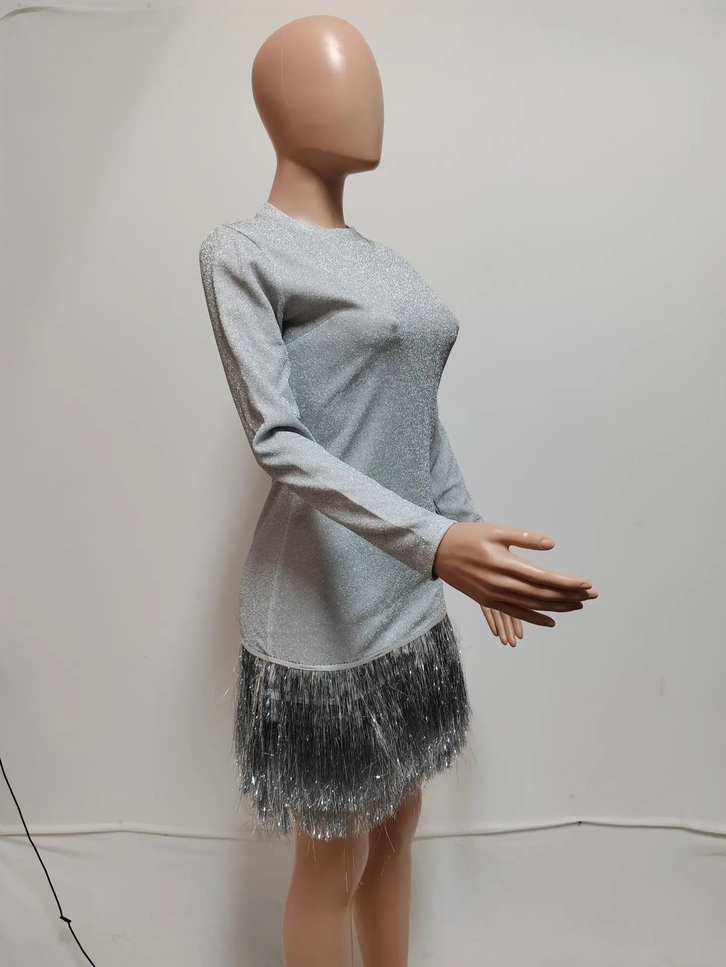 CM.YAYA ファッション レディース シルバー タッセル ボディコン ミニ ミディ ドレス 2024年 秋冬 長袖 パーティー クラブ イブニングドレス ベスティドス