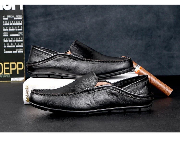 Men Loafers 2024 New Leather Shoes Men‘s Casual Shoes Moccasins Breathable Sneakers Men Driving Shoes Comfort Flats Plus Size 46
