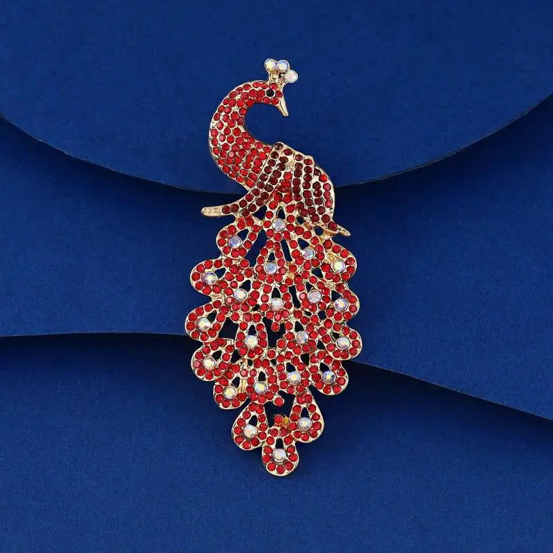 Elegant Classic Crystal Peacock Shining Brooch Pin For Women High-end Exquisite Banquet Party Animals Badges Jewelry Gift