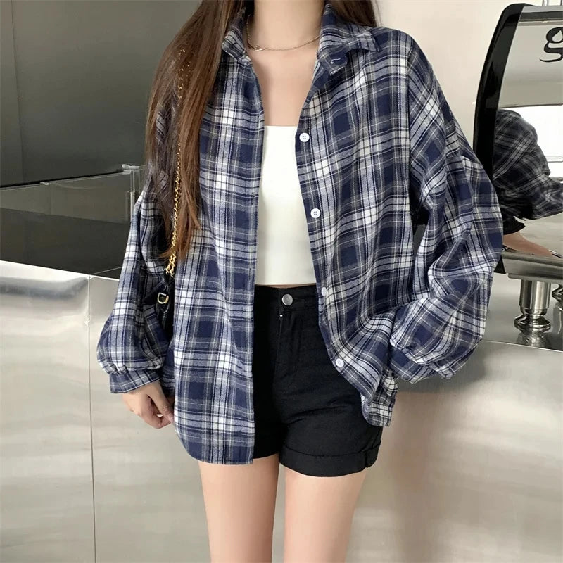 Women Tartan Shirt Long Sleeve Collared Button Up Oversized Plaid Shirt Jacket Grunge Fashion Teenage Girl Spring Summer Outfit