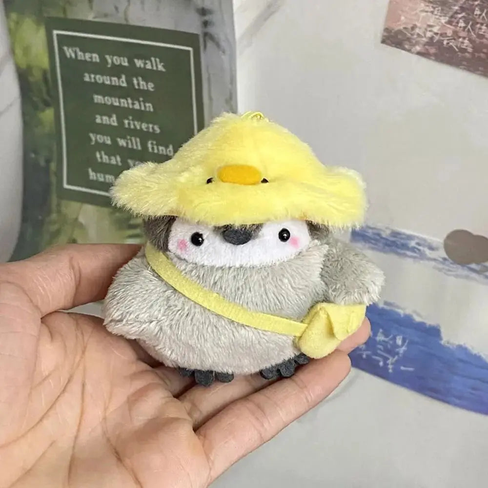 かわいいペンギンのぬいぐるみキーホルダー 観光帽子ペンギンキーホルダー 女の子へのギフト クリエイティブなスクールバッグキーホルダー