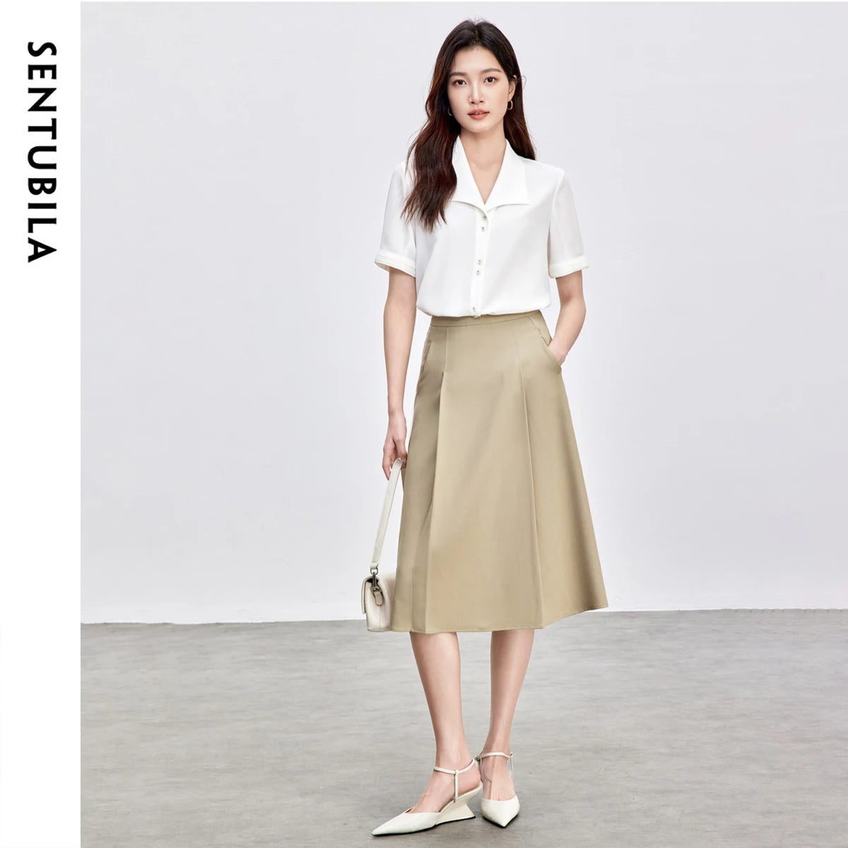 SENTUBILA Turn Down Collar Shirt Women Summer 2025 Twill Texture Chic Button Short Sleeve Elegant Solid Woman Blouse 152C87931