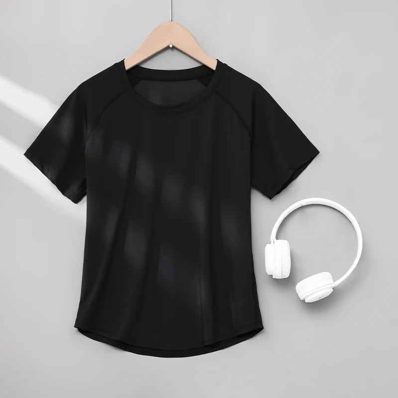 DRUR ヨガトップス スポーツウェア レディース ジムシャツ 通気性 速乾 半袖 ワークアウト Tシャツ ジョガー ランニング Tシャツ ヨガウェア 新作