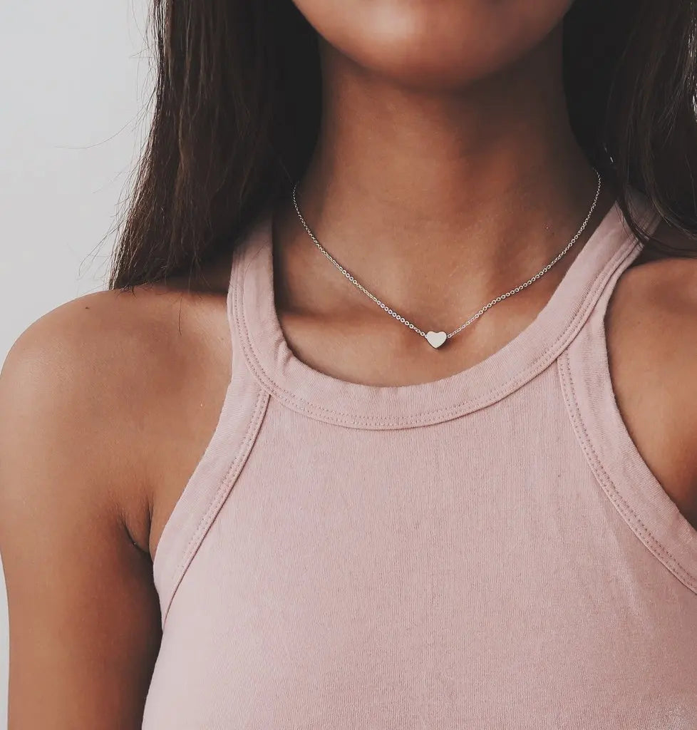 Fashion Small Heart Pendant Necklaces for Women Party Exquisite Collar Chain Golden Silver Color Chokers Necklace Jewelry Gift