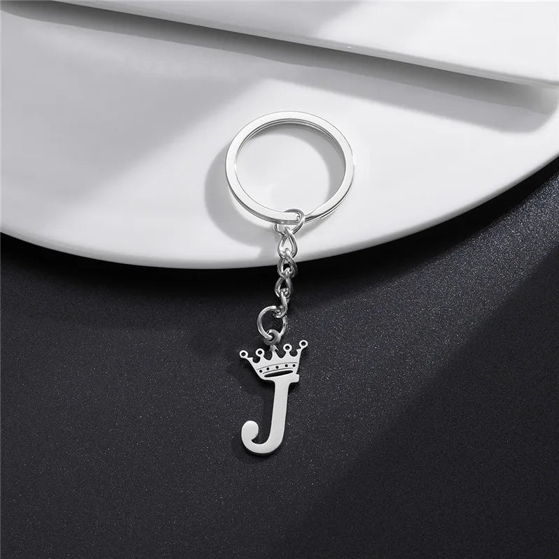 Fashion Crown A-Z Letters Pendant Keychains for Lovers Silver Color 26 Alphabet Keyring Women Car Key Ring Unique Name Jewelry