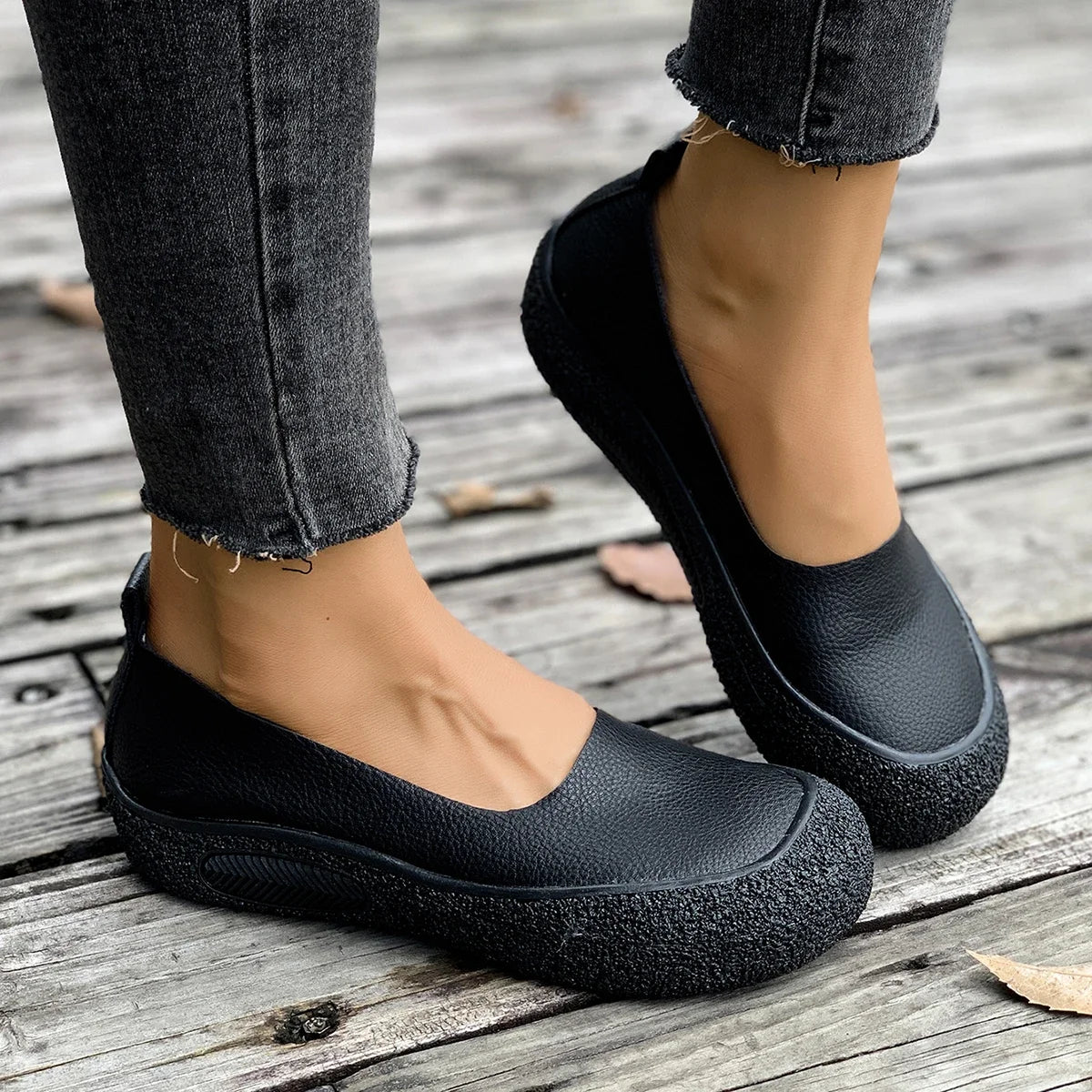Flats Women Shoes Casual Sport Loafers Sandals Summer Woman Sneakers Trend 2025 New Shallow Shoes Brand Walking Zapatillas Mujer