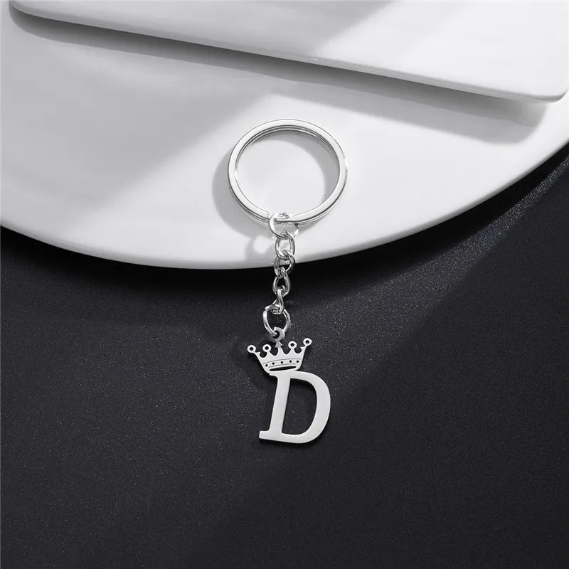 Fashion Crown A-Z Letters Pendant Keychains for Lovers Silver Color 26 Alphabet Keyring Women Car Key Ring Unique Name Jewelry