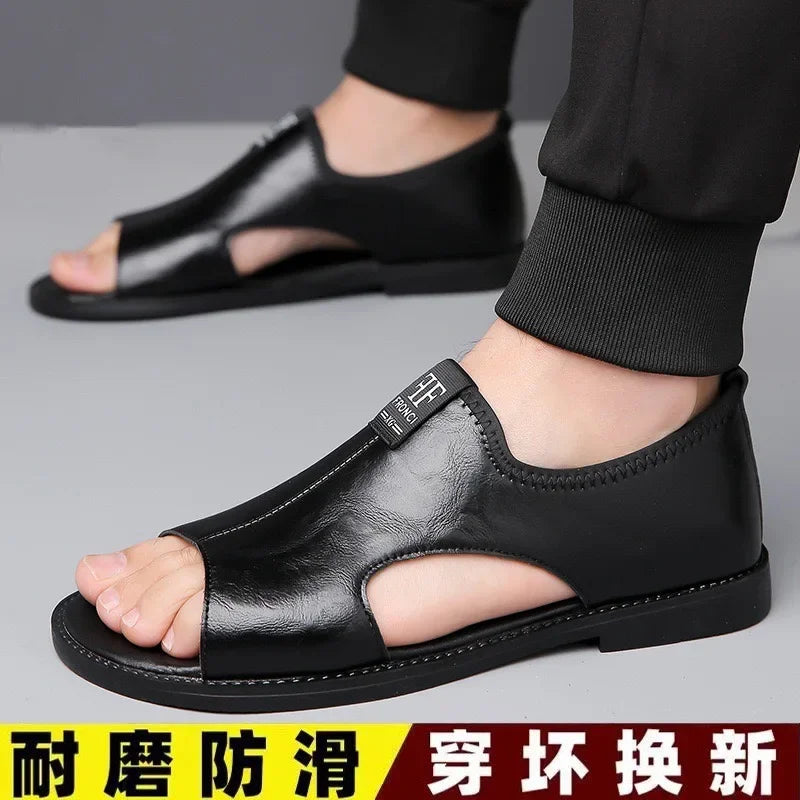 Sandals for Men Fashion Hollow Out Casual Shoes Soft Sole Comfort Beach Shoes for Men New Leather Flat Sandal Designer Sandalias
