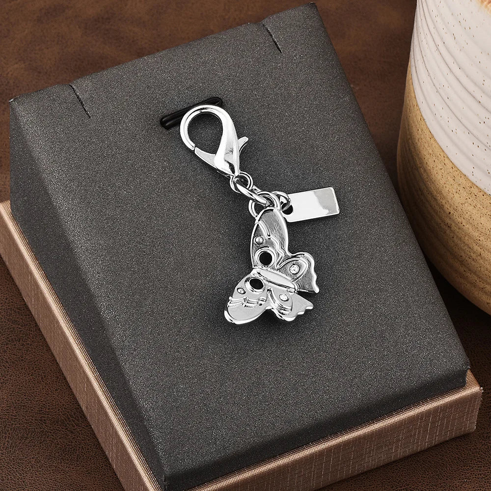 Fashion Bear Cherry Letter C Flower Keychains For Women Metal Y2K Exquisite Bag Pendant Car Key Ring Jewelry Gift Accessories