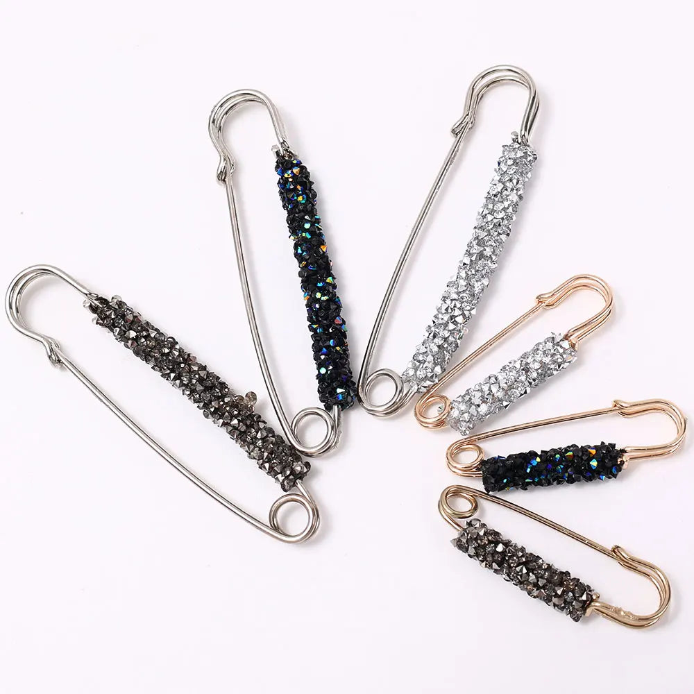 2Pcs Women's Brooch Tighten Waist Brooches for Women Skirt Pants Jeans Adjustable Waist Clip Crystal Pins Clothing Accessories