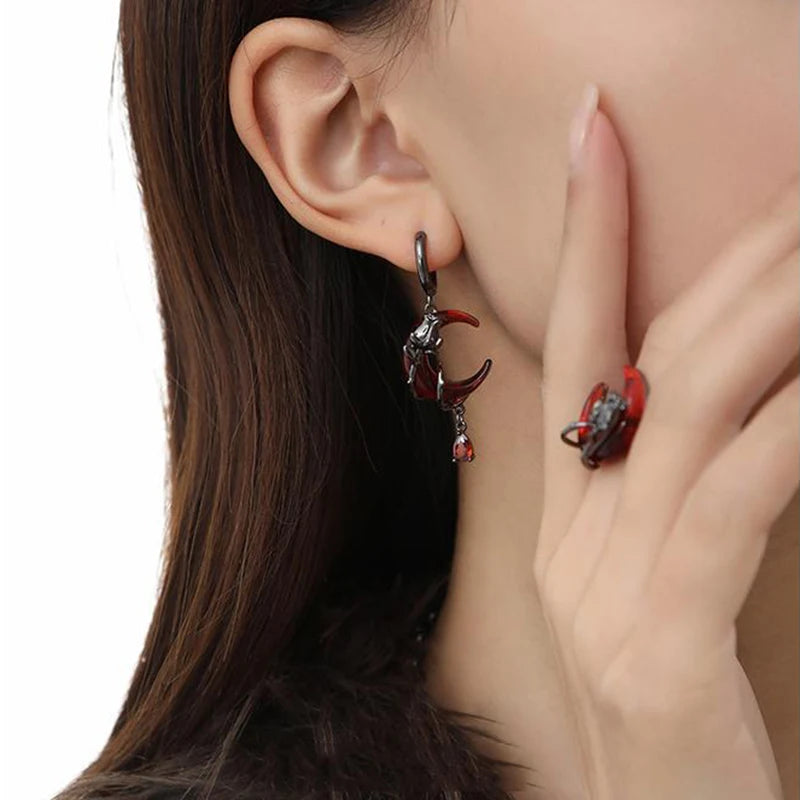 Red Moon Gem Asymmetric Earrings Personality Hip-pop Gothic Dark Ear Pendants Tassel Chain Eardrop Ear Buckle Jewelry Accessory