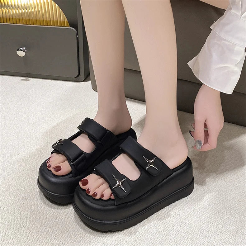 Slippers for Women 2023 Summer New Fashion New Designer Platform Slippers Female Solid Color Fashion Casual Flip Flops Women