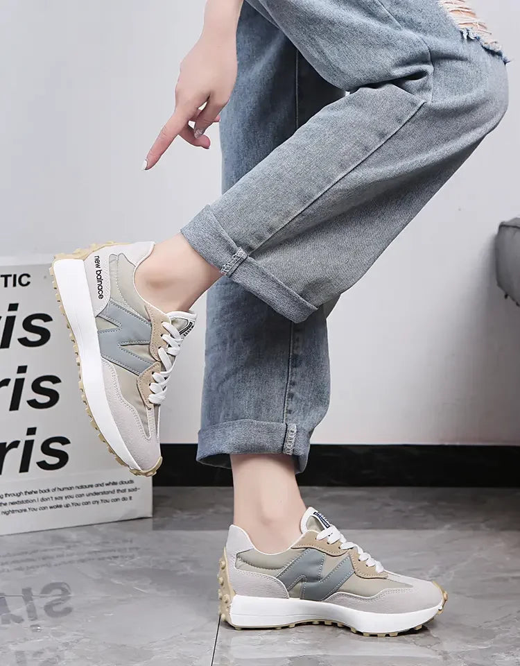 Women Sneakers 2025 New Spring Autumn Brand Luxury Vulcanize Shoes Casual Footwear Zapatillas Mujer Light Flat Breathable Shoes