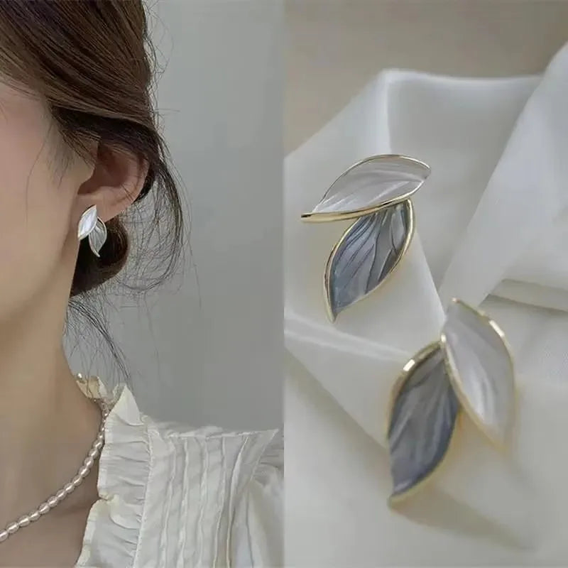 925 Silver Needle Korean Fashion Zircon Geometric Earrings For Women Jewelry 2025 Trending Luxury Crystal Cross Stud Earrings