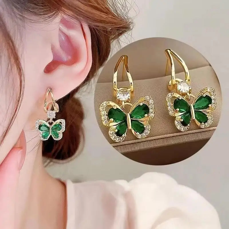 925 Silver Needle Hollow Crystal Swan Earrings For Women Korean Jewelry 2025 Trending New Luxury Animal Pearl Stud Earrings Gift