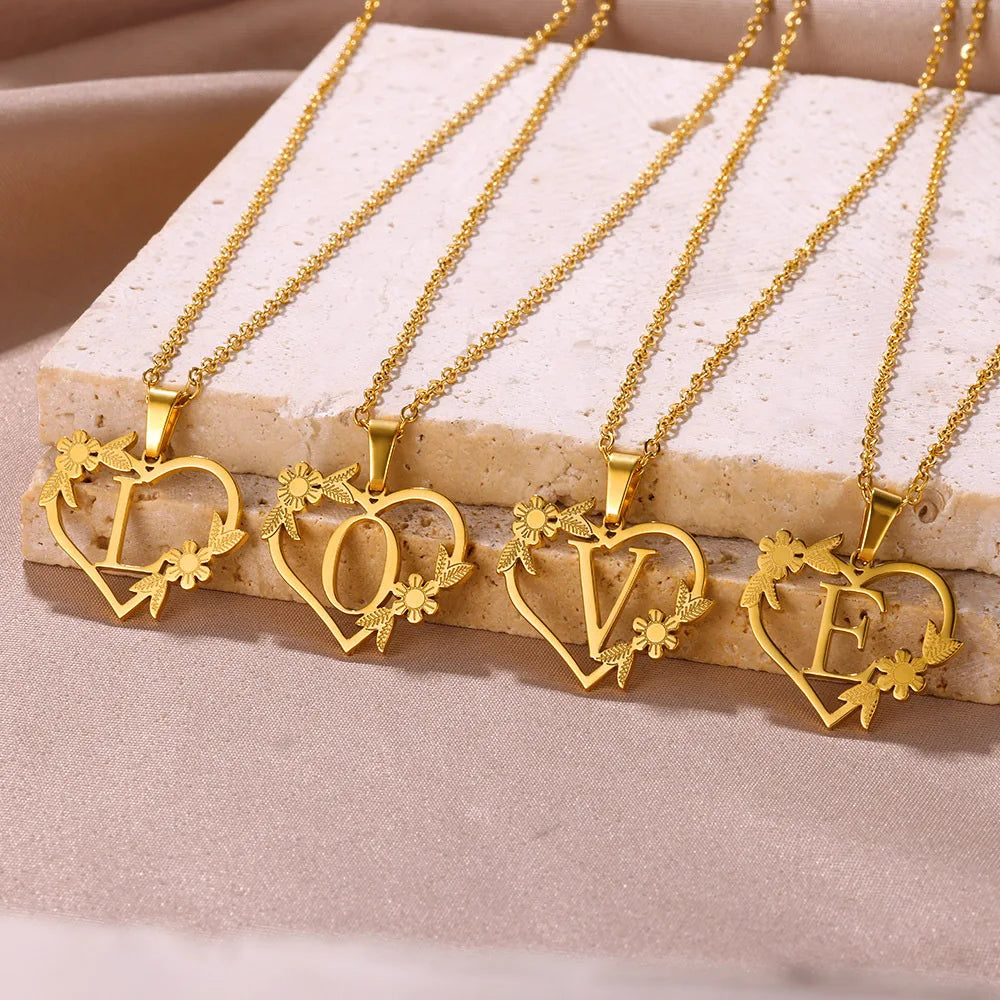 Initial Letter Stainless Steel Pendant Necklace for Women Fashion Gold Color Chain A-Z Alphabet Clavicle Necklaces Jewelry Gift