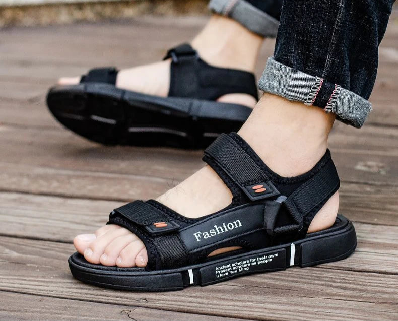 Men Sandals Summer Leisure Holiday Sandals Men Shoes New Comfortable Outdoor Sneakers Male Retro Casual Beach Sandals