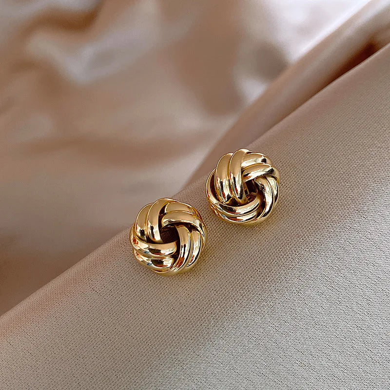 New Hiphop Punk Metal Twist Knit Knot Ball Stud Earring for Women Gold Color Female Twine Ear Jewelry Christmas Gift Brincos