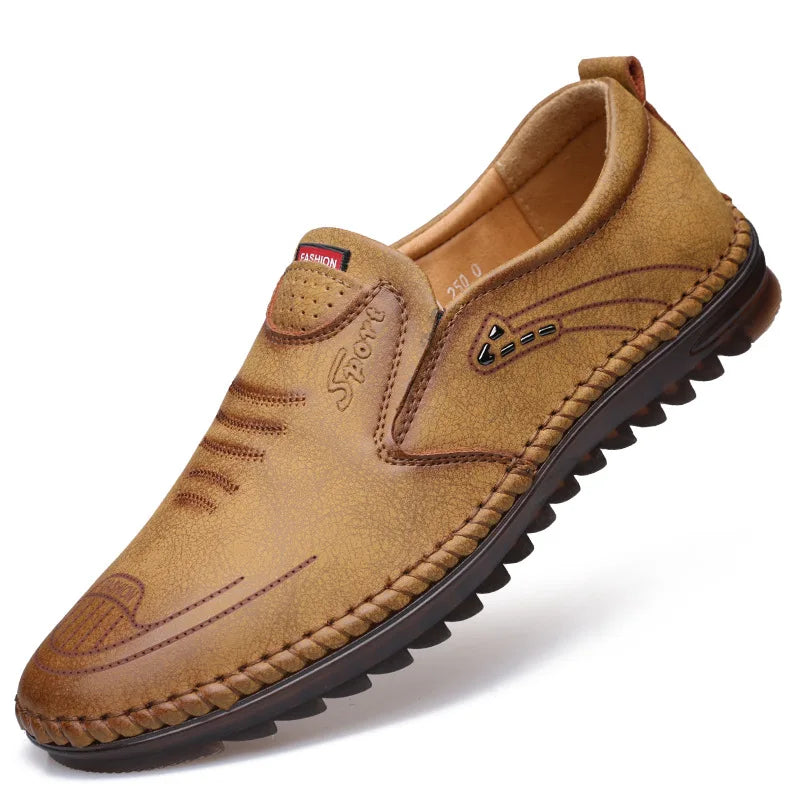 Men Loafers 2025 New Leather Shoes Men's Casual Shoes Moccasins Breathable Sneakers Male Driving Shoes Comfort Flats Plus Size