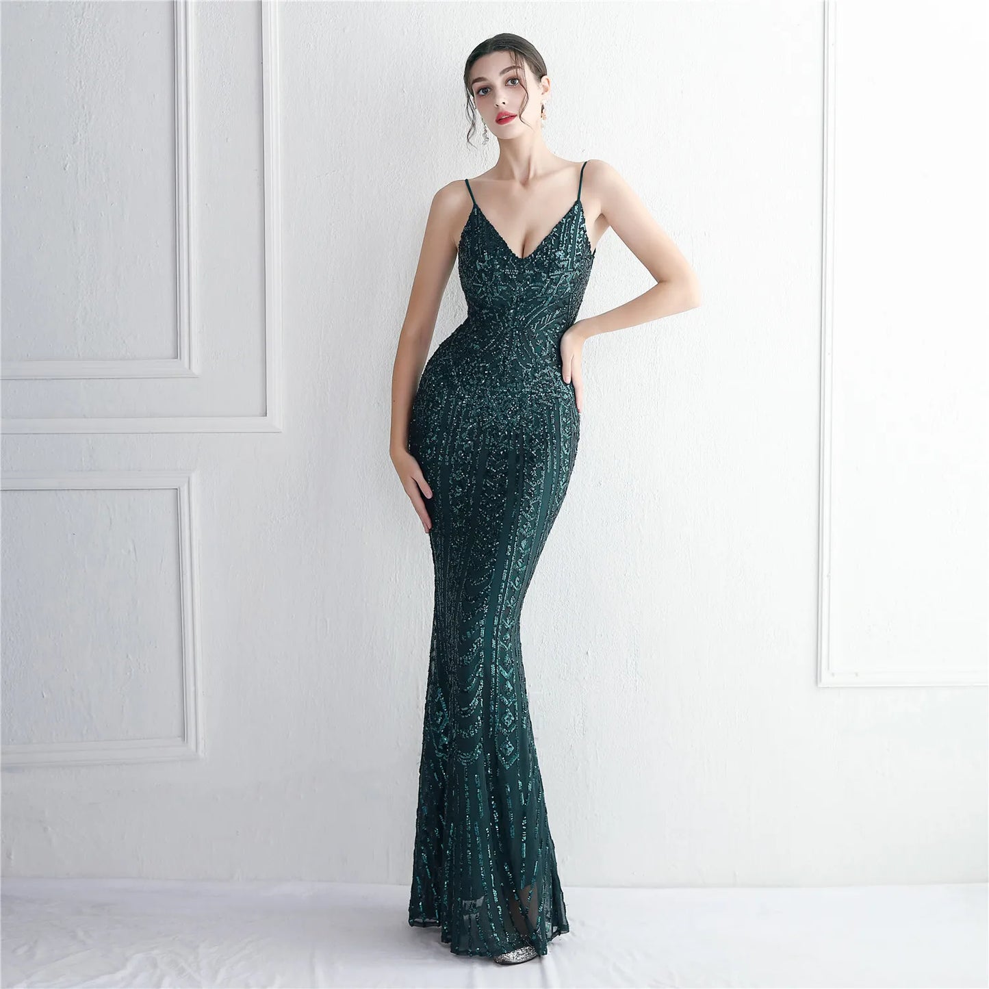 Women's Black Long Sleeve Padded Strap Sequin Dress Length, Sparkles Stretch, V Neck Mermaid, Formal Evening Dress, Night Party