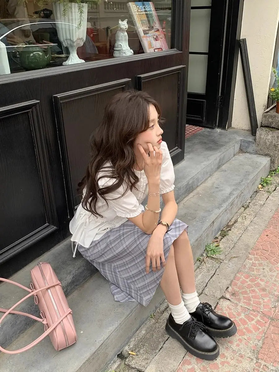 Women French Gentle Style Fungus Edges O-neck Puff Short-sleeved Shirts Summer Lace-up Bow Waist Slimming Single Breasted Blouse