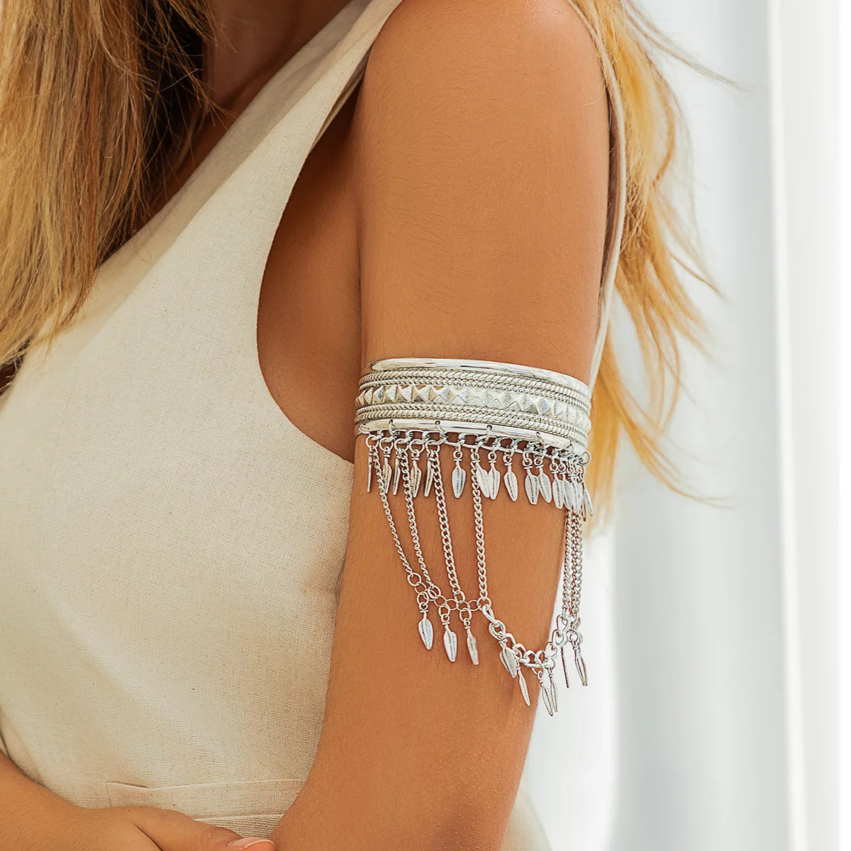 New Trendy Golden Metal Coin Leaf Chain Tassel Upper Arm Bangles Cuff Bracelet Armlet Armband Men Women Jewelry Accessories