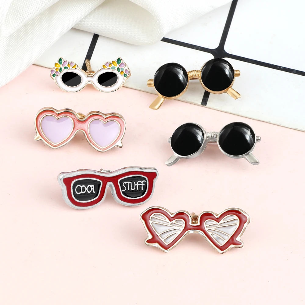 Summer Beach Sunglasses Brooch Fashion Personality Enamel Pins for Vacation Girl Women Backpack Hat Lapel Pin Jewelry Decoration