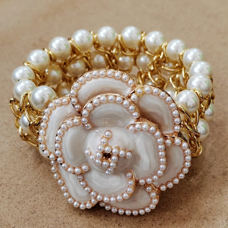 Trendy luxury Starfish Flower Elastic Pearl Bracelet Bangle Jewelry For Women Party Gift
