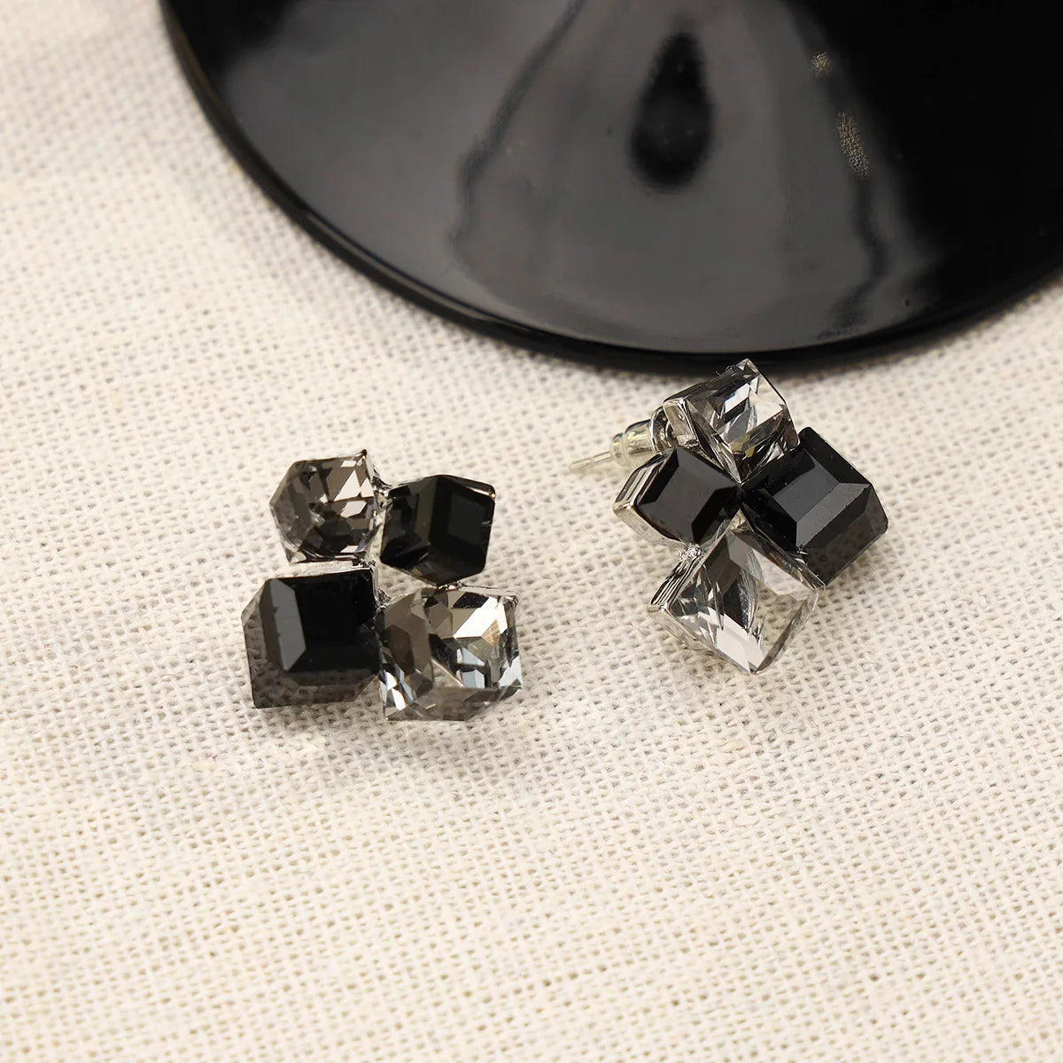 925 Silver Needle Korean Fashion Dream Colorful Crystal Earrings For Women Jewelry 2025 Trending Luxury Cube Sugar Stud Earrings