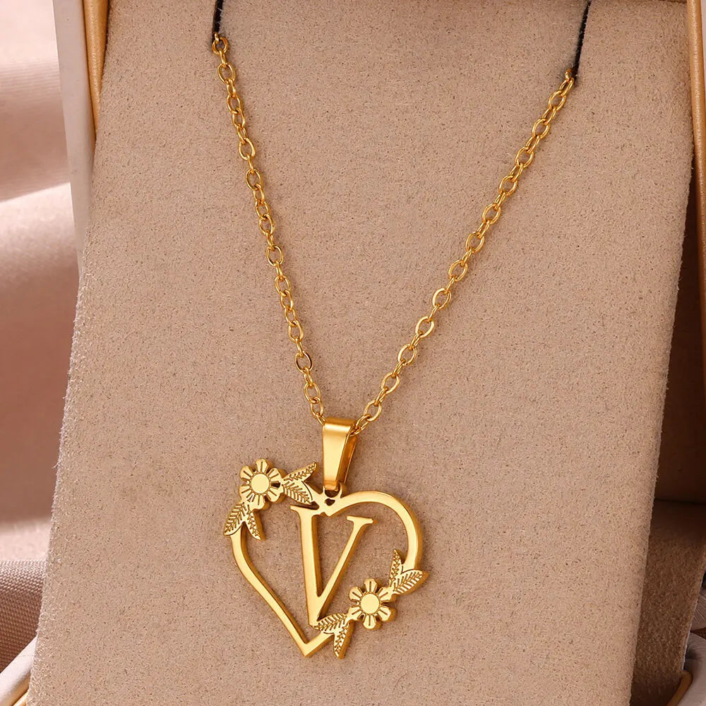 Initial Letter Stainless Steel Pendant Necklace for Women Fashion Gold Color Chain A-Z Alphabet Clavicle Necklaces Jewelry Gift