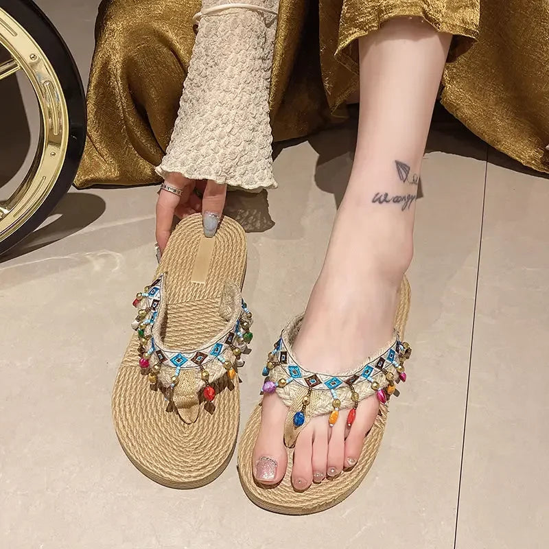 Woman Slippers Low Heel Shoes For Women On Beach Sandals Non Slip Slides Wholesale Bulk Sale Unique Comfortable And Elegan Price