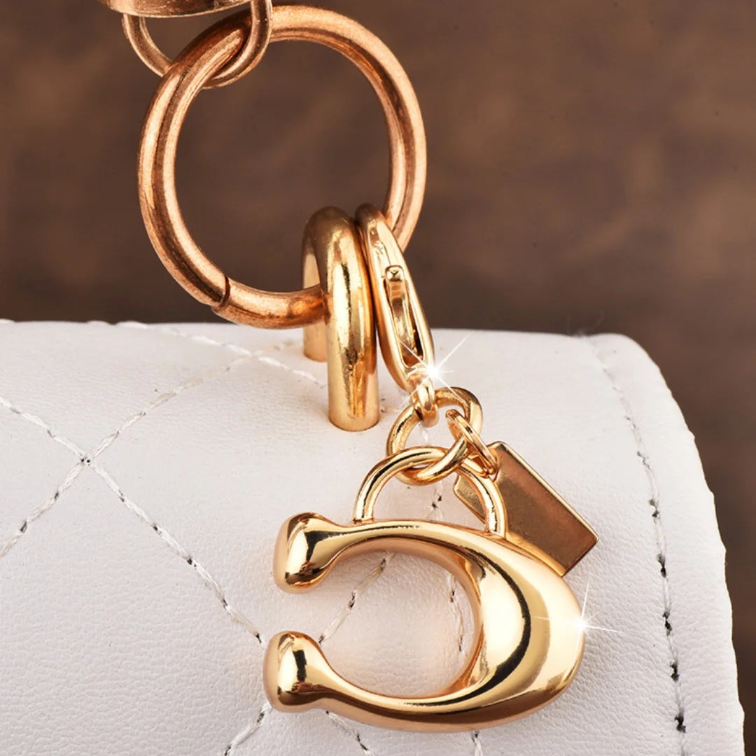 Fashion Bear Cherry Letter C Flower Keychains For Women Metal Y2K Exquisite Bag Pendant Car Key Ring Jewelry Gift Accessories