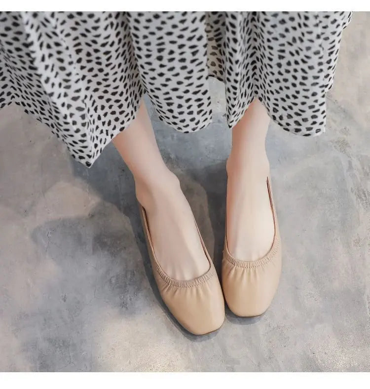 Women's Flats – 2025 Autumn New Trendy Retro Fashion Low-Heel Casual Commuting Leather Loafers (Driving Shoes for Petite Women)