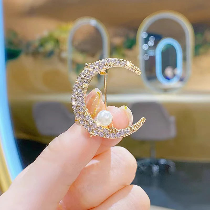 Cute Pearl Juice drinks Milk Tea Cups Brooch Lapel Pins for Women Girls Colorful Zircon Rhinestone Creative Design Coat Badges