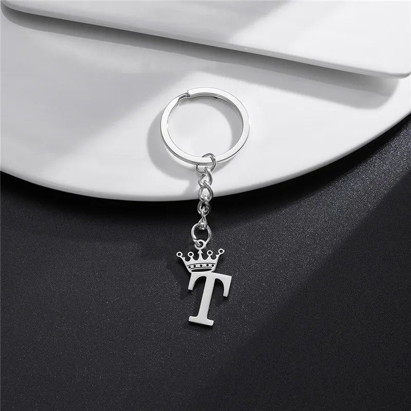 Fashion Crown A-Z Letters Pendant Keychains for Lovers Silver Color 26 Alphabet Keyring Women Car Key Ring Unique Name Jewelry
