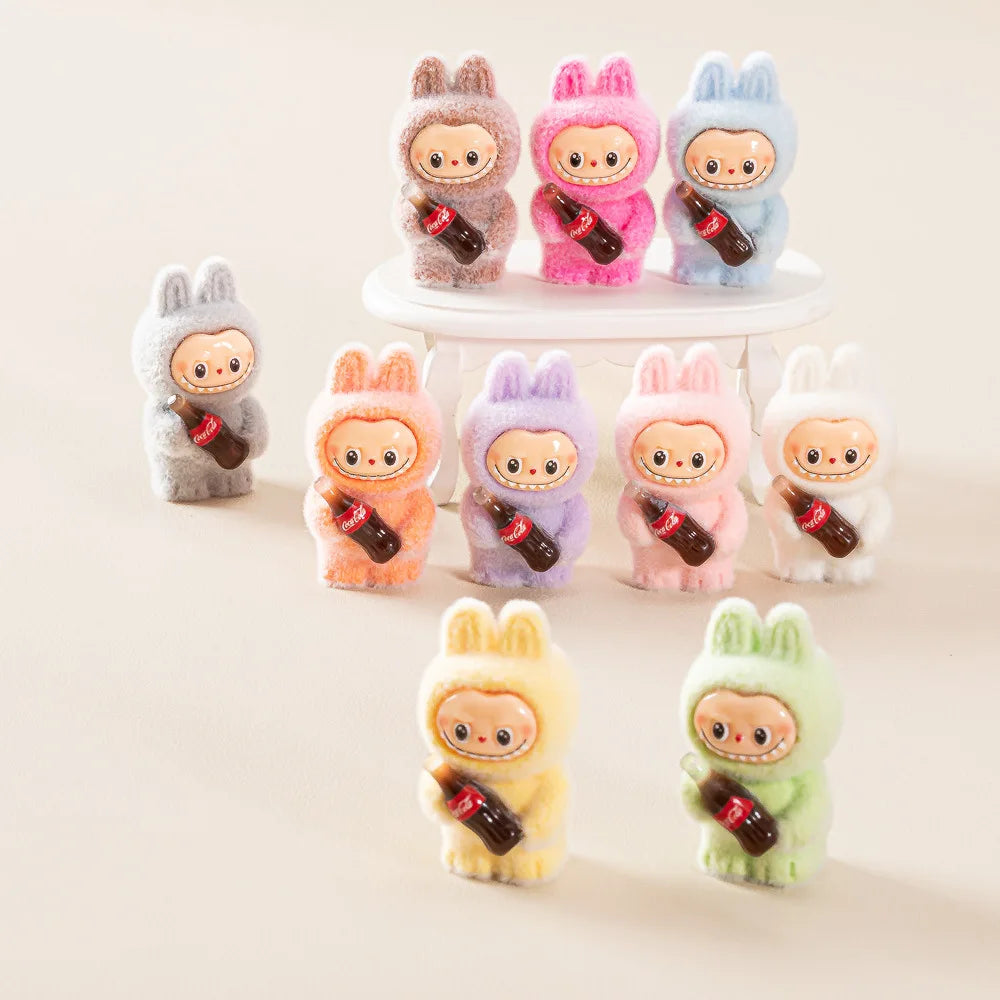 1~10個入り 可愛いルブブ コーラボトル フロック加工 DIY アクションフィギュア 装飾ペンダント デスクトップ人形 車の装飾品 おもちゃ クリスマスギフト