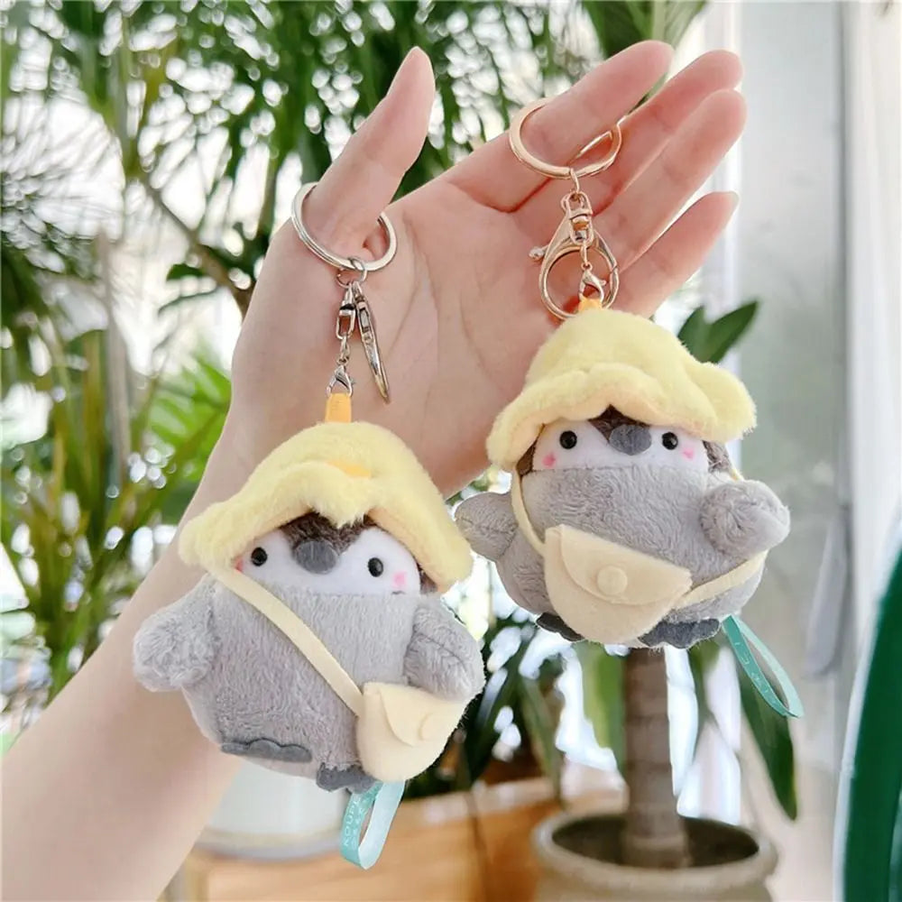かわいいペンギンのぬいぐるみキーホルダー 観光帽子ペンギンキーホルダー 女の子へのギフト クリエイティブなスクールバッグキーホルダー