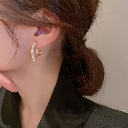 925 Silver Needle Korean Fashion Crystal Heart Earrings For Women Jewelry 2025 Trending New Luxury Women's Hoop Earrings Z40