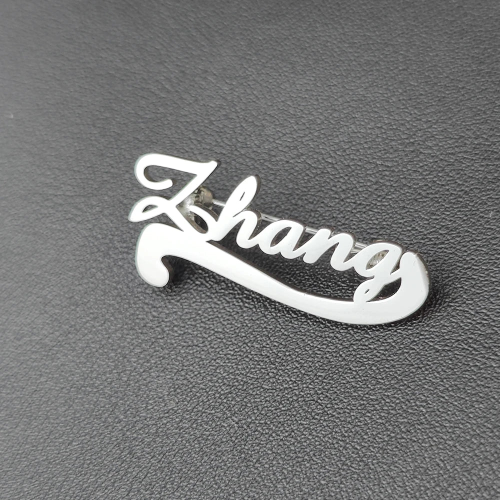 2022 Personalized Custom Women Name Brooch Stainless Steel Nameplate Lapel Badges Fashion Temperament Jewelry Best Gifts