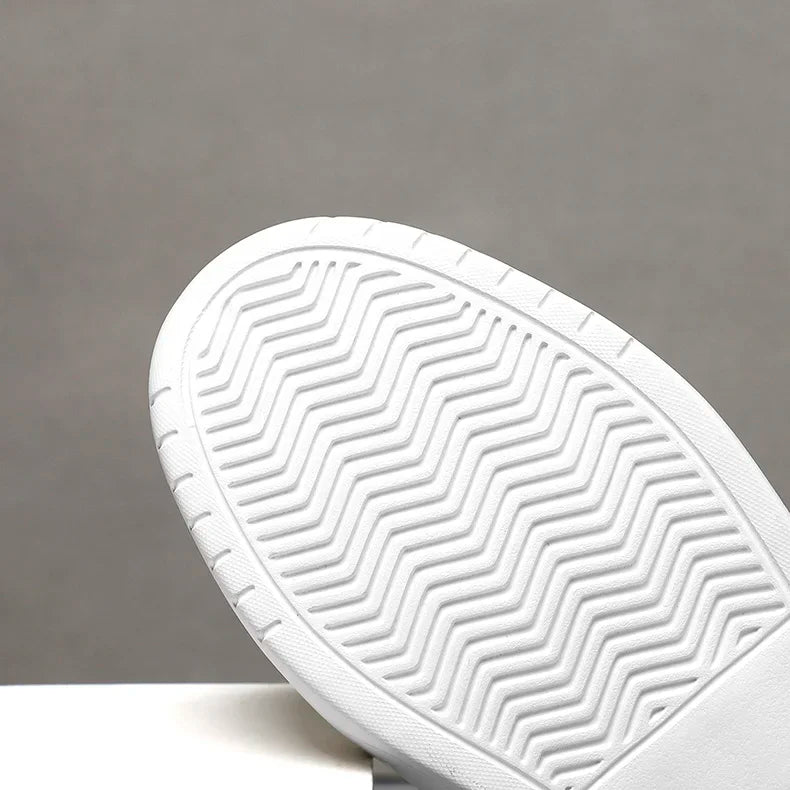 2024 New Loafers Women Zapatillas Mujer Comfortable White Shoes Ladies Luxury Black Flats Shoes for Men Sneakers