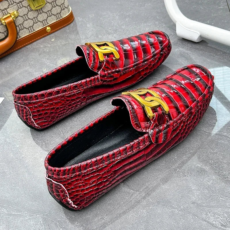 新作レザーローファー メンズ ハンドメイド ドライビングシューズ スリッポンシューズ 男性 高品質 快適 大きいサイズ クラシック カジュアル メンズローファー