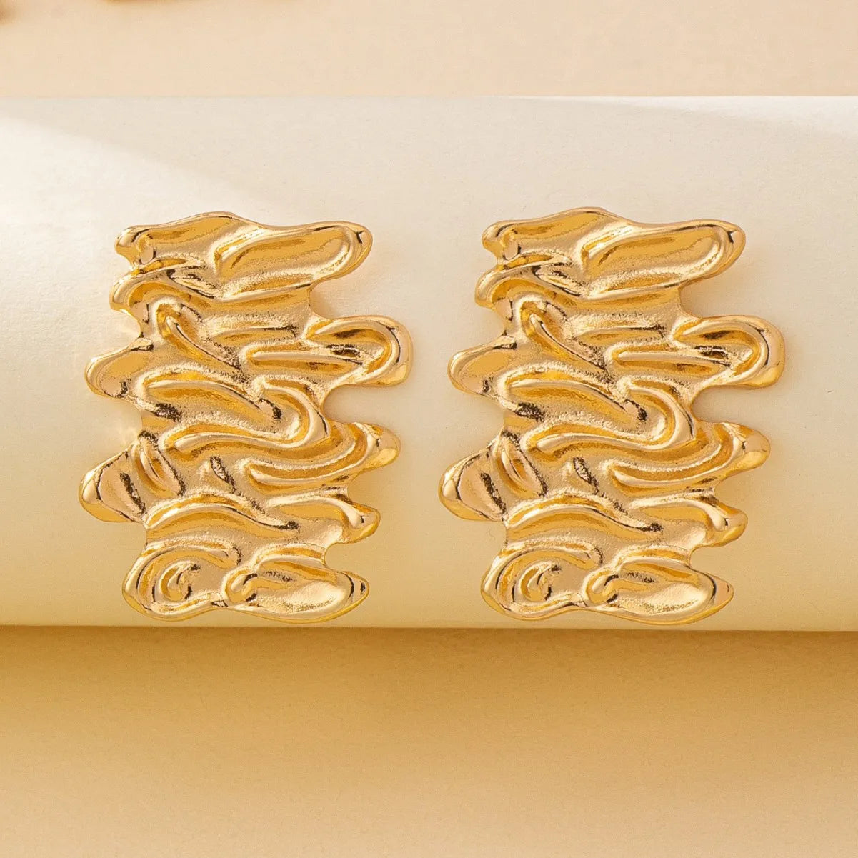 Irregularly Pleated Stud Earrings For Women Girls Geometric Ear Accessories Fashion Jewelry Holiday Party Gift OL EE086