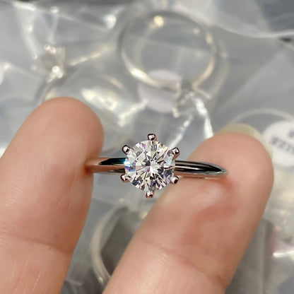 クラシック S 925 スターリングシルバー 高品質モアサナイトダイヤモンド レディース婚約指輪・結婚指輪。GRA証明書付き