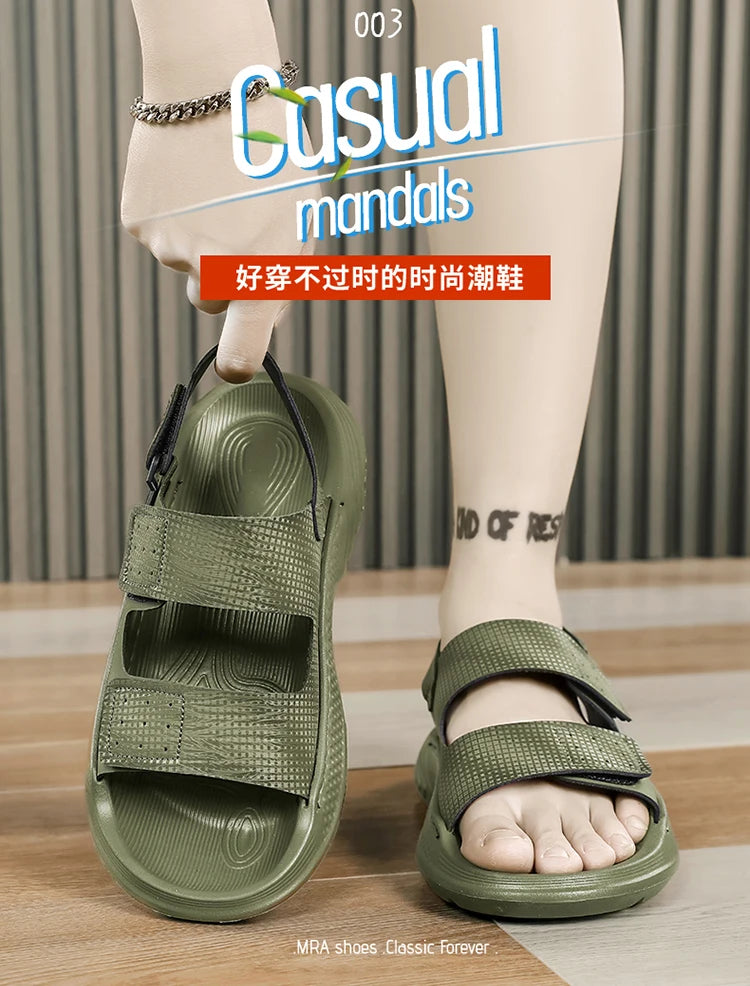 Sandals for men summer style soft sole casual wear-resistant anti slip black sandals for outdoor wear water wading beach shoes