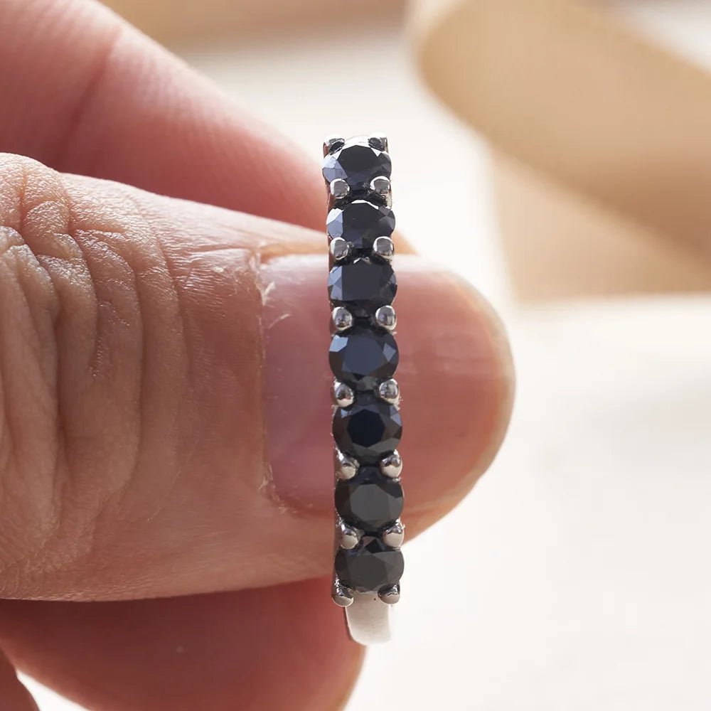 0.7CT Dカラー VVS1 EX ラウンド モアサナイトリング 925スターリングシルバー エタニティリング レディース エンゲージメント ウェディング ラグジュアリーバンド