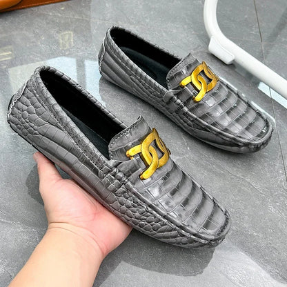 新作レザーローファー メンズ ハンドメイド ドライビングシューズ スリッポンシューズ 男性 高品質 快適 大きいサイズ クラシック カジュアル メンズローファー